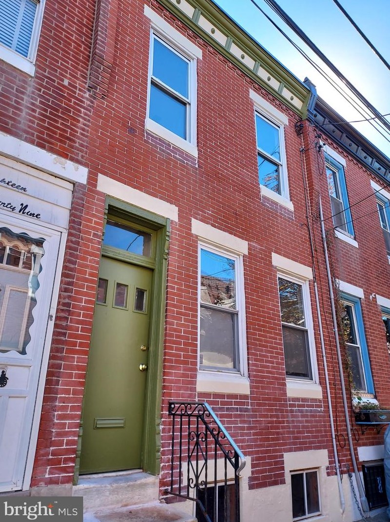 1841 Sartain St, Philadelphia, PA 19148-2113