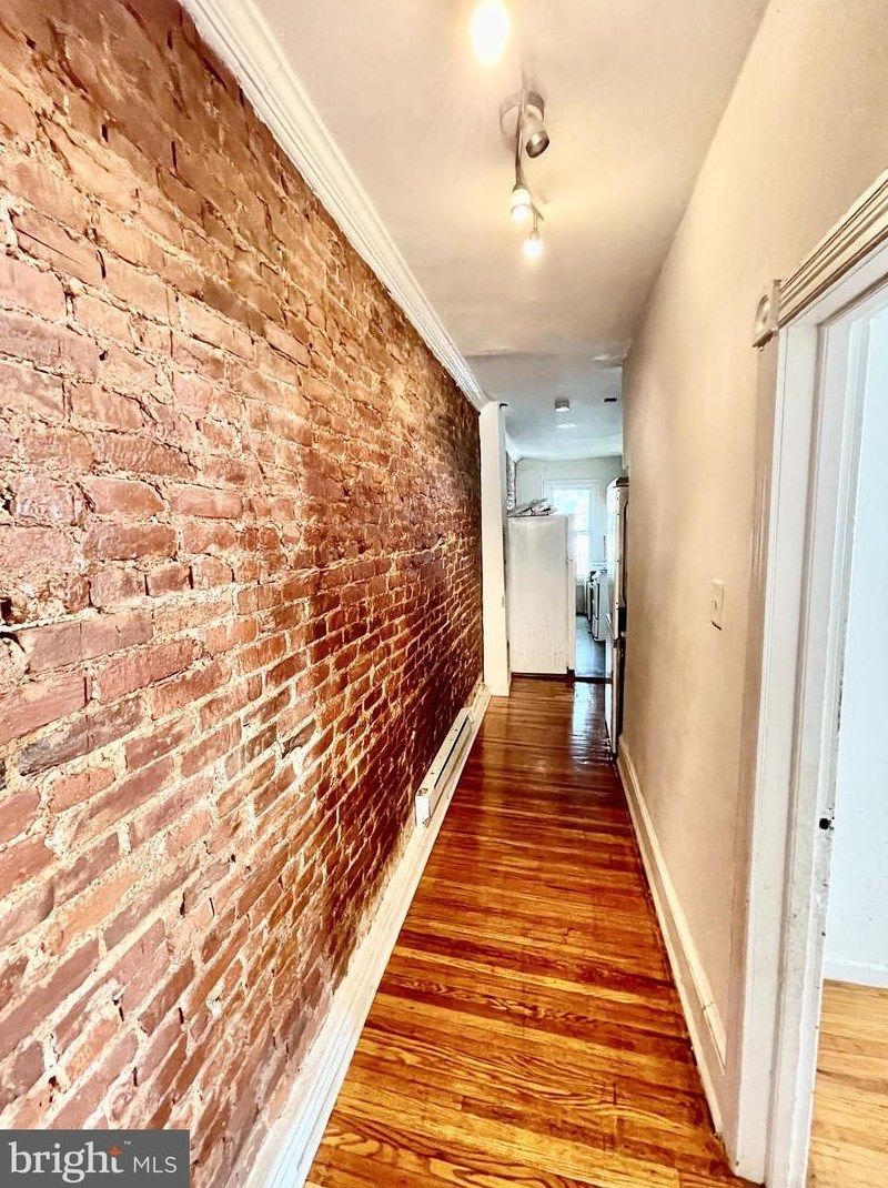 433 Hansberry St, Philadelphia, PA 19144-4026