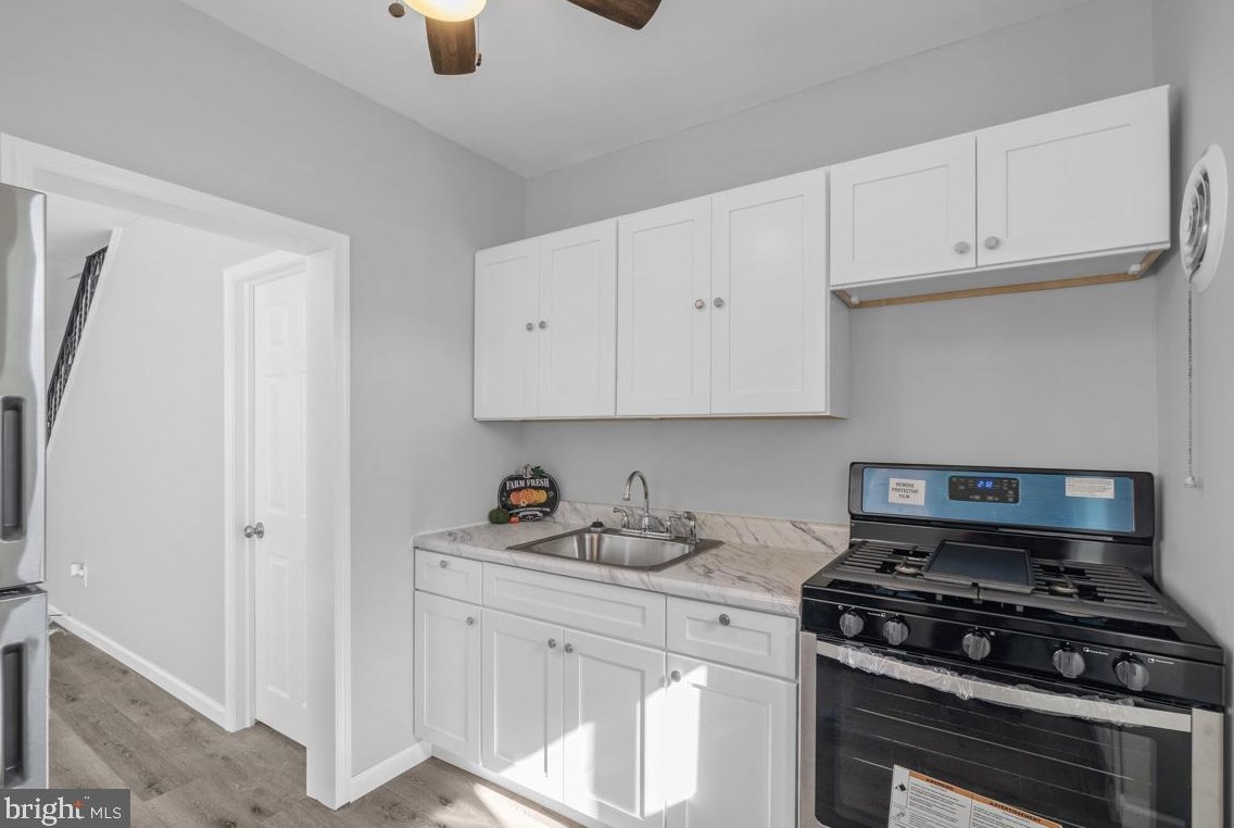 732 Kingston St, Philadelphia, PA 19134-1213
