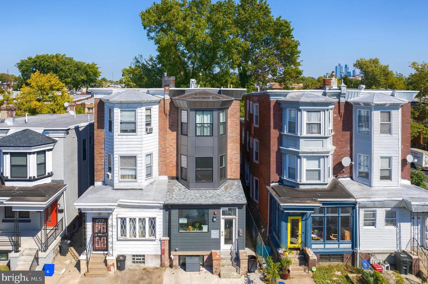1247 S 53rd St #2, Philadelphia, PA 19143