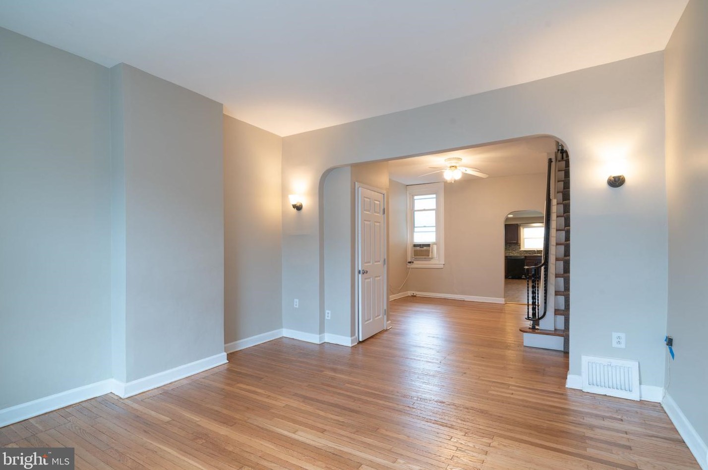 108 Salaignac St, Philadelphia, PA 19127-1810