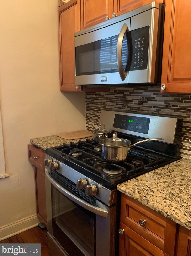 2023 N Gratz St, Philadelphia, PA 19121