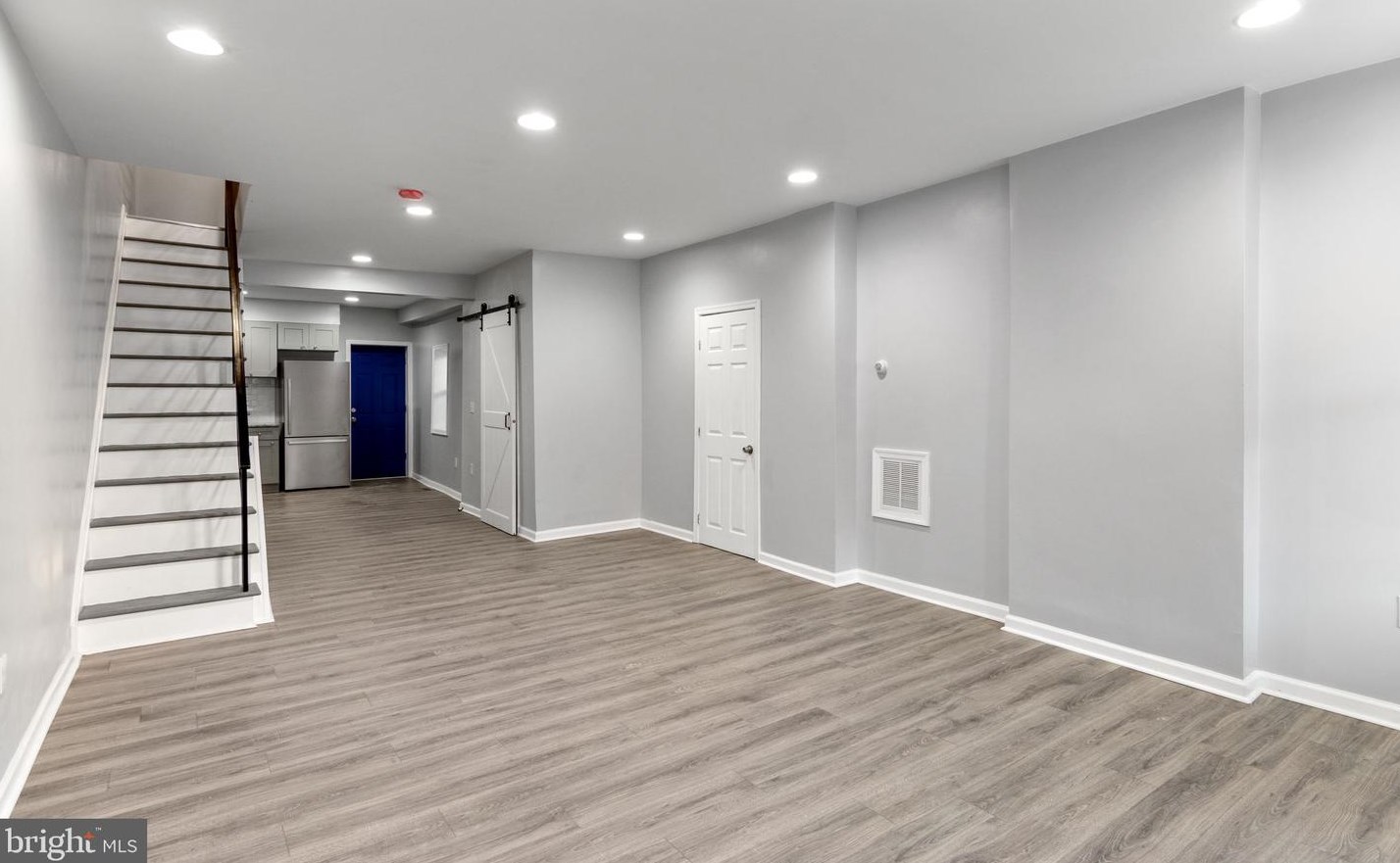 871 Brooklyn St, Philadelphia, PA 19104-1477