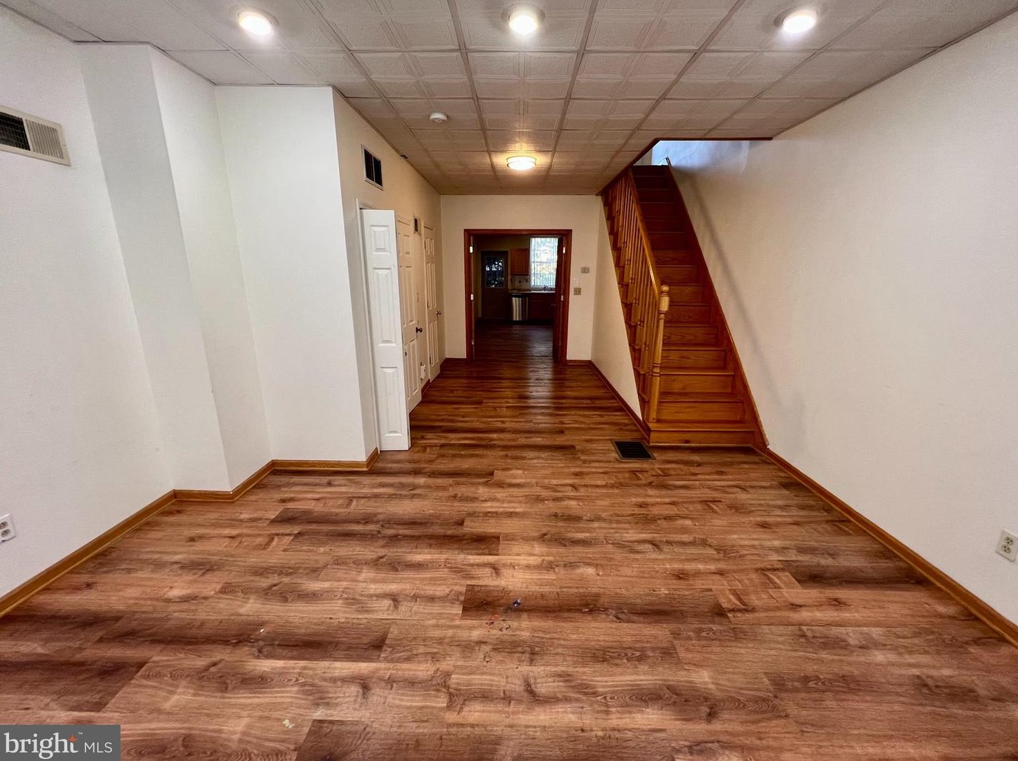 833 Tasker St, Philadelphia PA  19148-1239 exterior