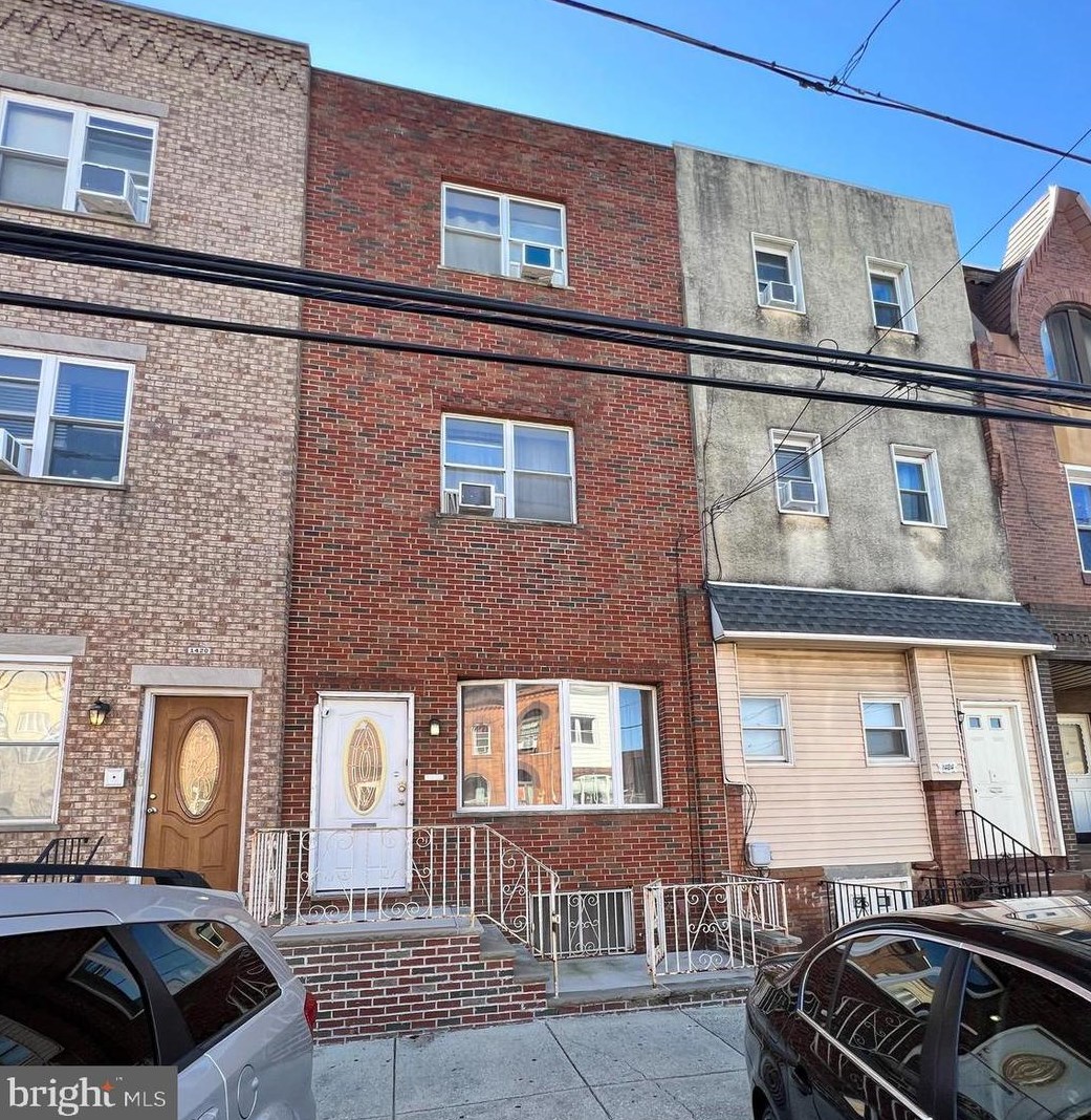1422 Porter St, Philadelphia, PA 19145-4643