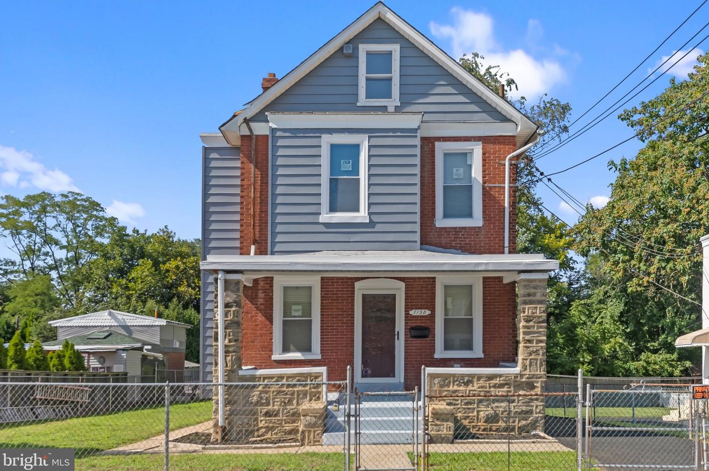 7138 Shelbourne St, Philadelphia, PA 19111-3936