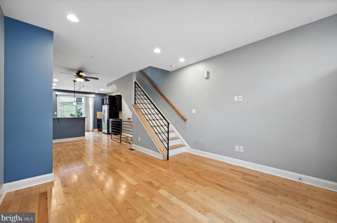 1935 Manton St, Philadelphia PA  19146-2924 exterior