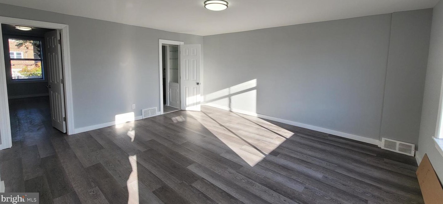 2003 Devereaux Ave #1st Fl, Philadelphia, PA 19149