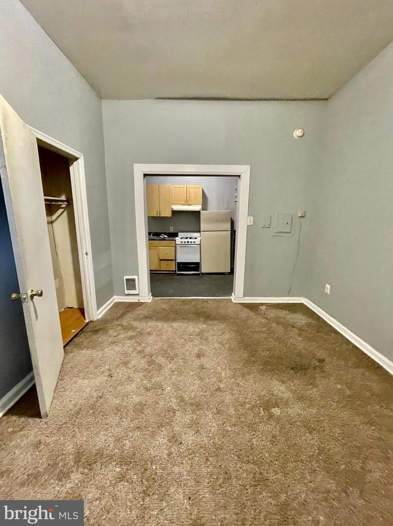 7020 Woodland Ave #b, Philadelphia, PA 19142