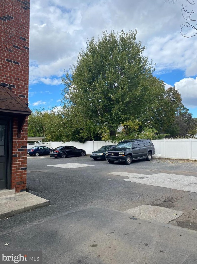 5728 Cottage St, Philadelphia PA  19135-4051 exterior