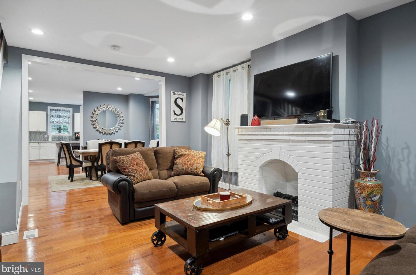 109 Washington Ln, Philadelphia PA 19138-1059 exterior