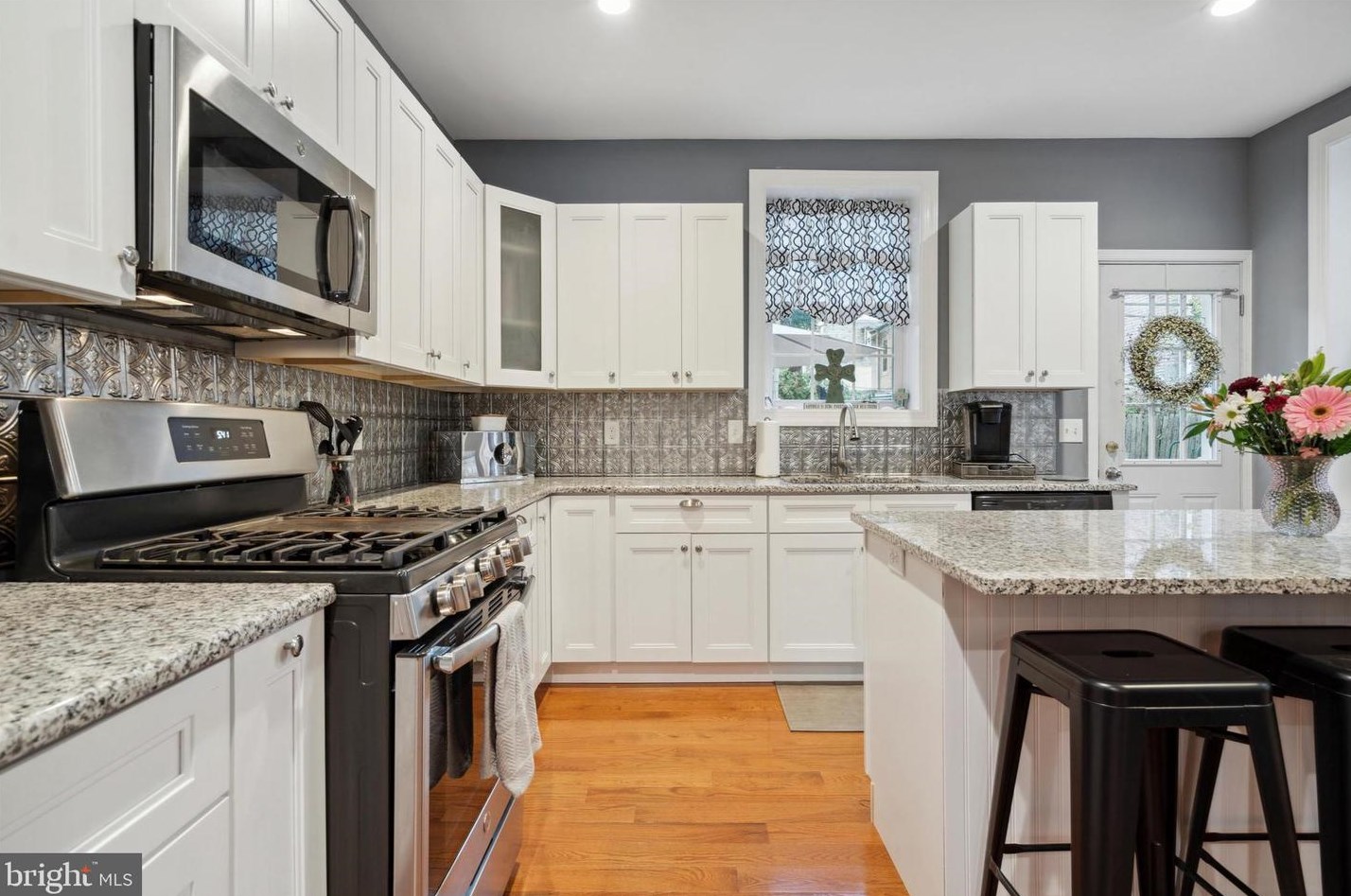 109 Washington Ln, Philadelphia PA 19138-1059 exterior