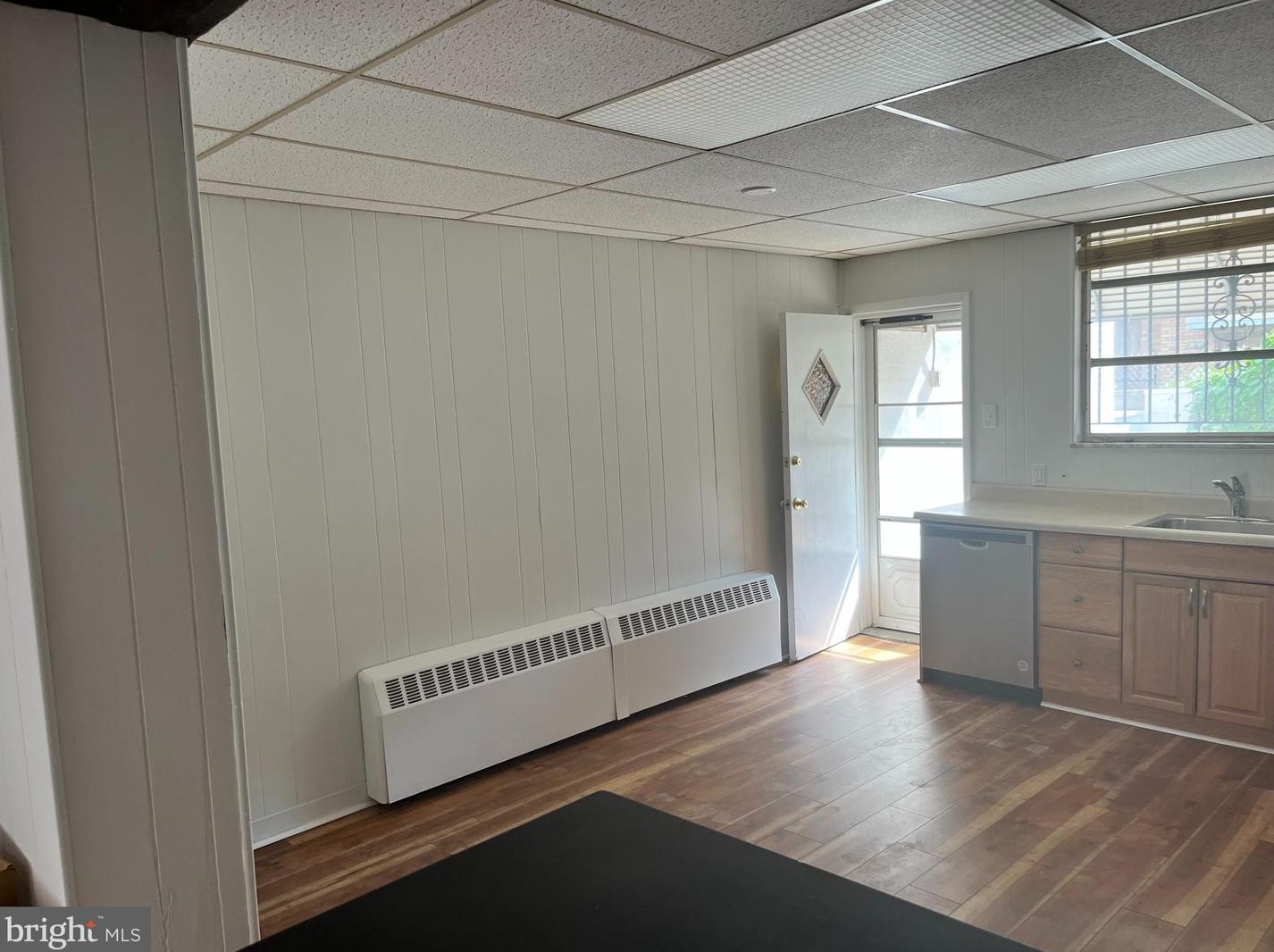 1032 Watkins St, Philadelphia PA  19148-1654 exterior