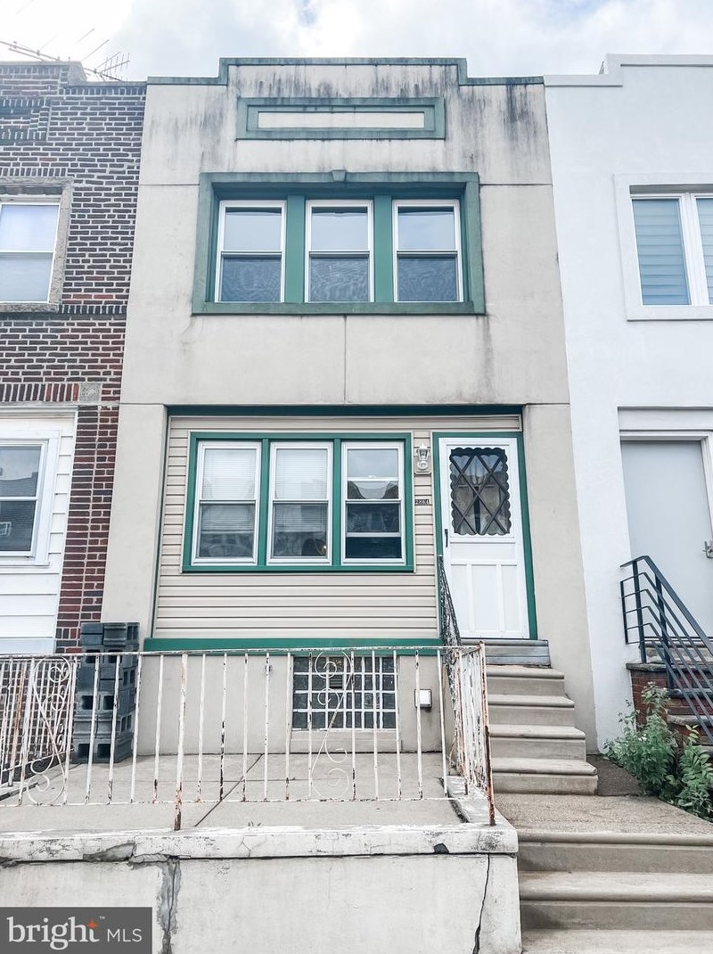 2864 Sellers St, Philadelphia, PA 19137-1923