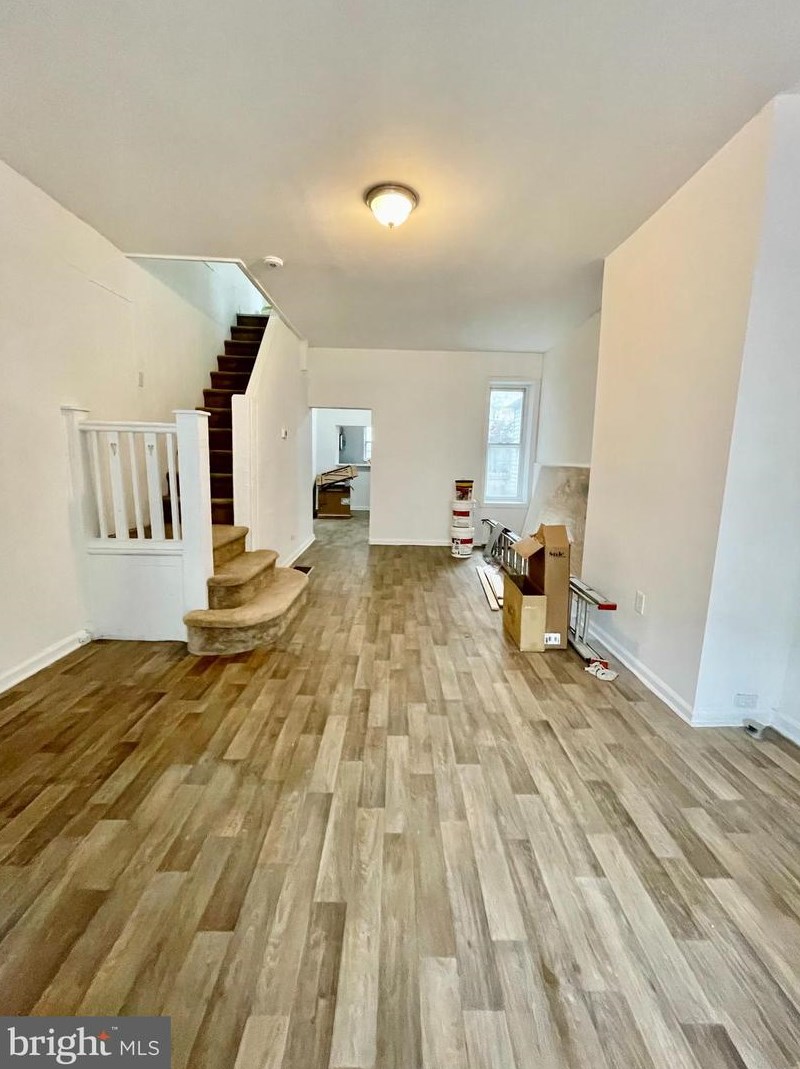 941 E Schiller St, Philadelphia, PA 19134
