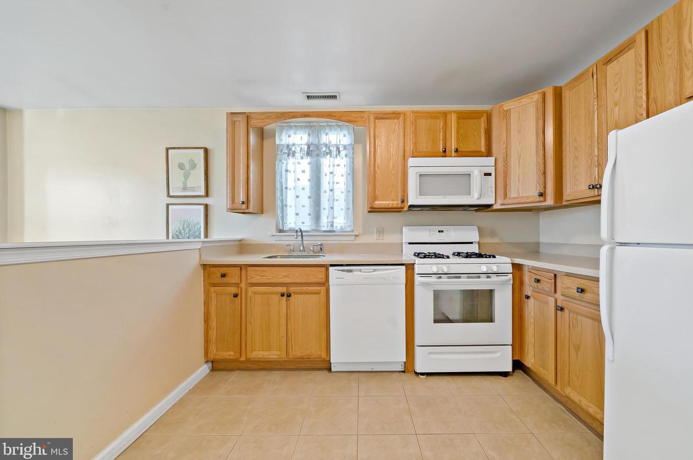 1942 Wolf St #2, Philadelphia, PA 19145