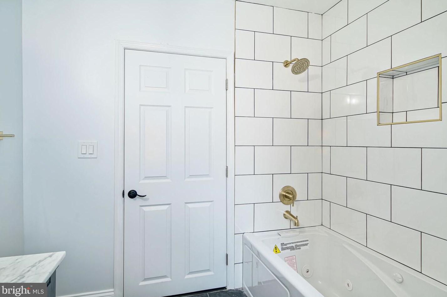 6138 Morton St, Philadelphia PA  19144-1043 exterior