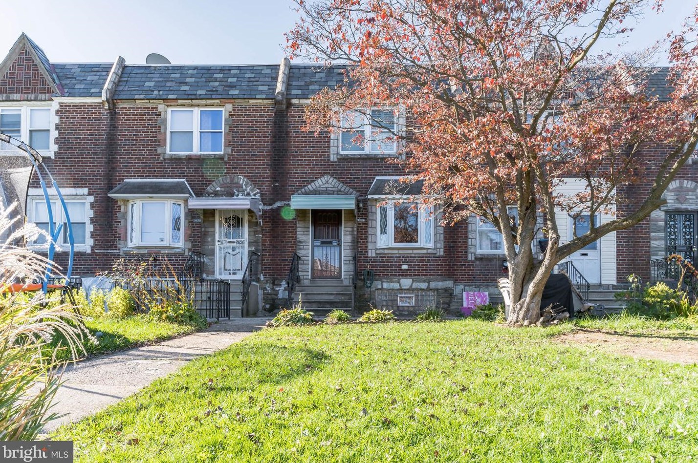 2126 Brighton St, Philadelphia, PA 19149-1801