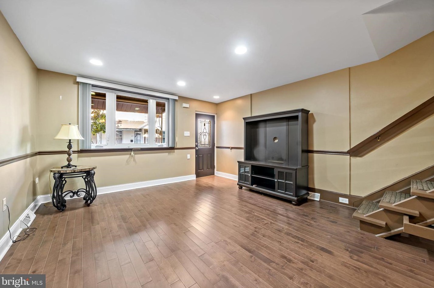 2539 Mildred St, Philadelphia PA  19148-4512 exterior