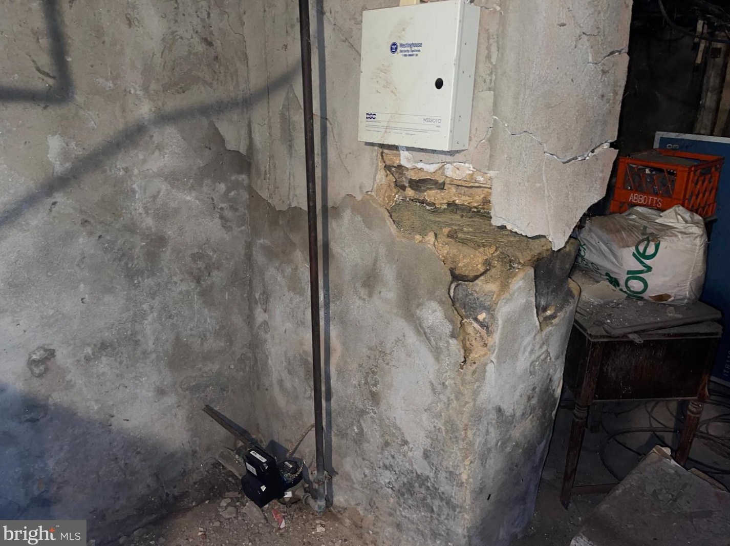 6242 Dickens Ave, Philadelphia PA 19142-3107 exterior