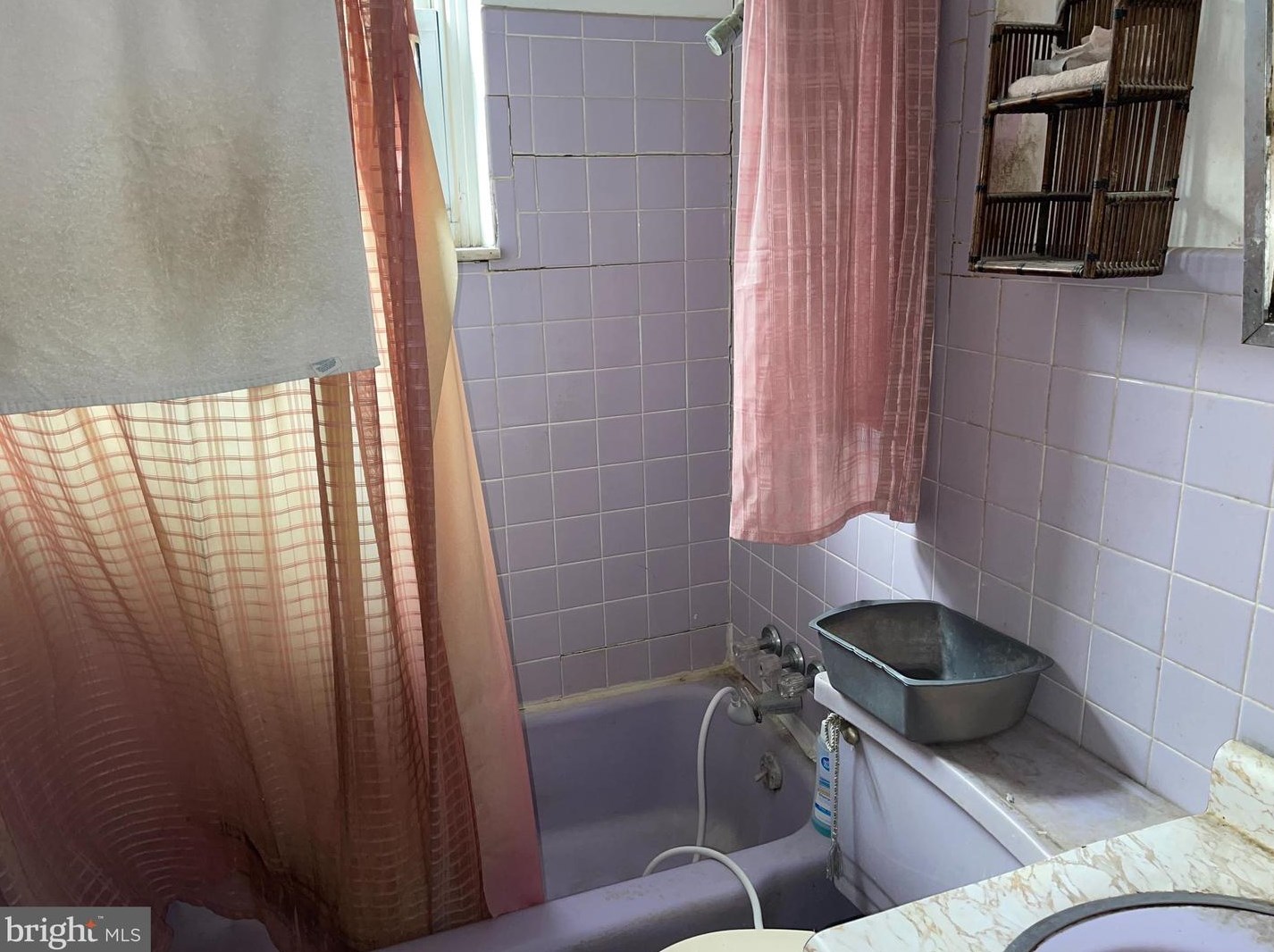 6242 Dickens Ave, Philadelphia PA 19142-3107 exterior