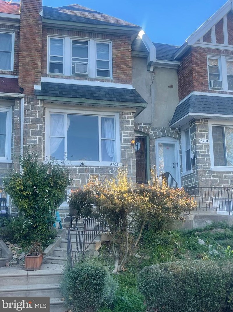 5703 Woodcrest Ave, Philadelphia PA  19131-2224 exterior