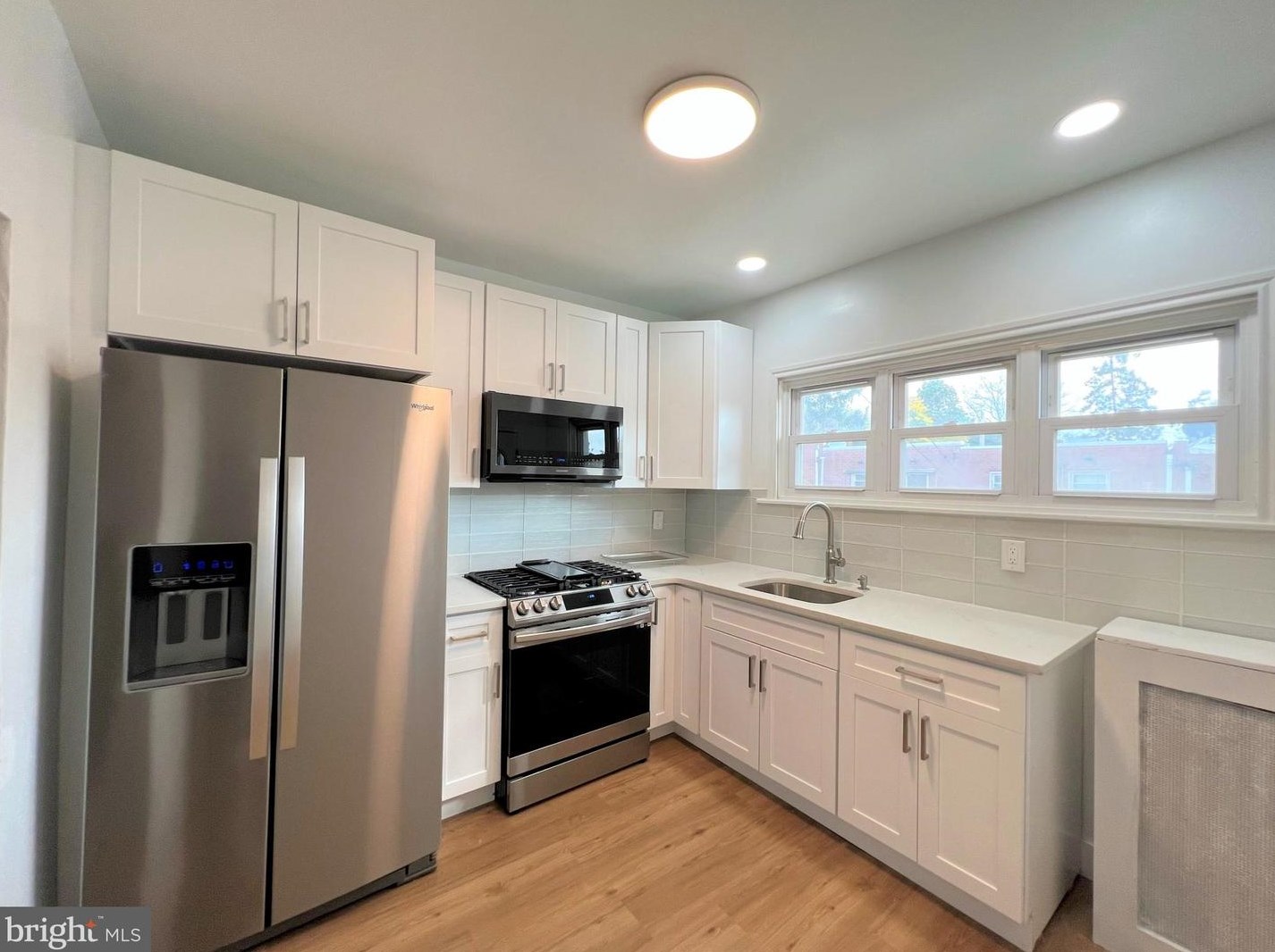 1926 Nedro Ave, Philadelphia PA  19141-1326 exterior