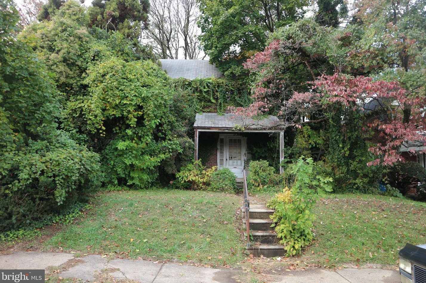 1405 Cardeza St, Philadelphia, PA 19150-3704