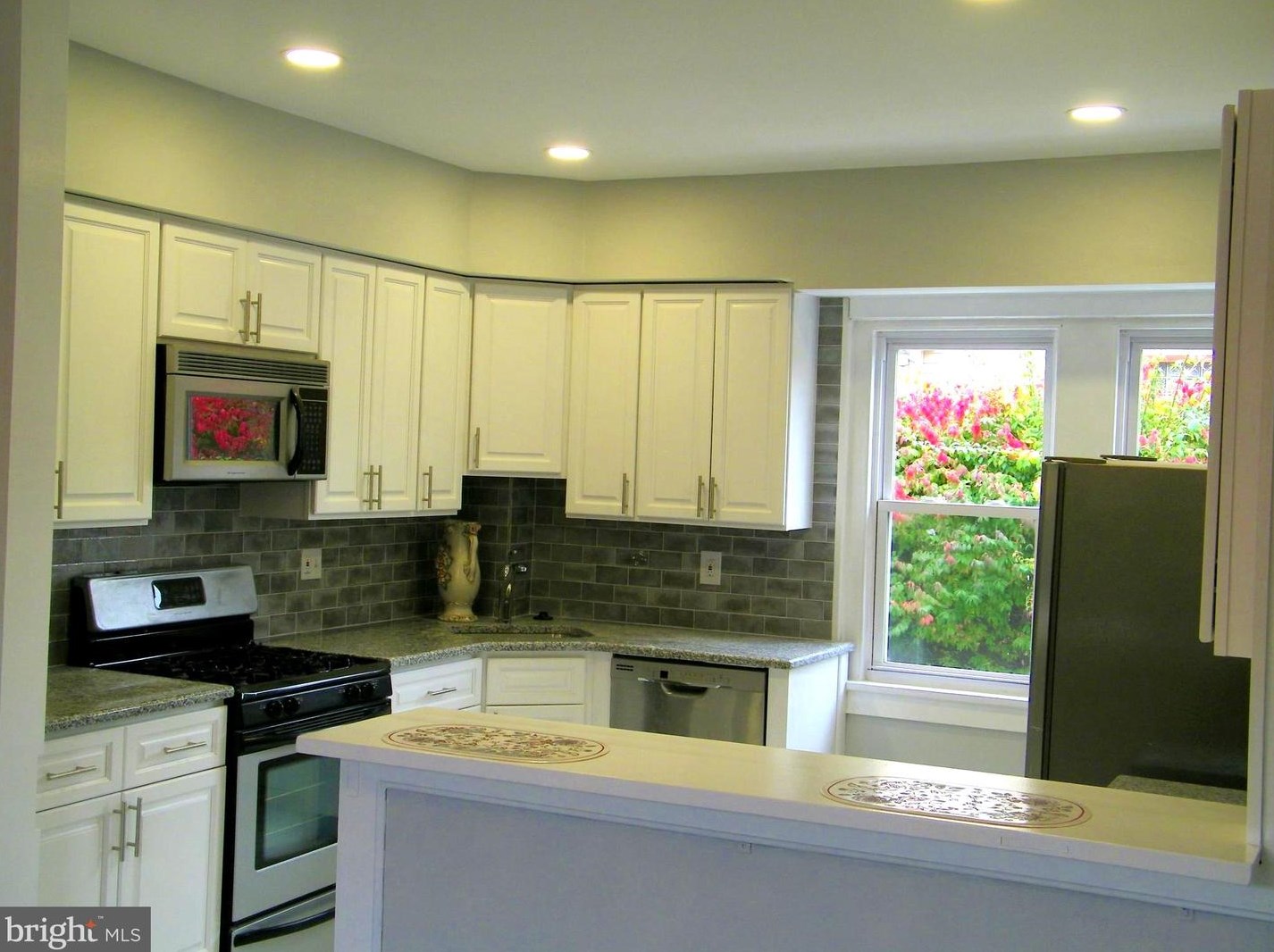 550 Selma St, Philadelphia PA  19116-2822 exterior