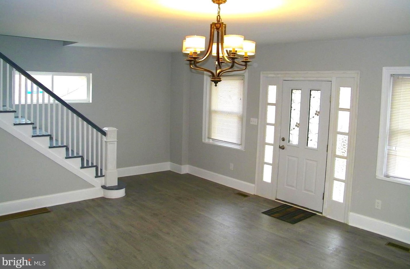 550 Selma St, Philadelphia PA  19116-2822 exterior