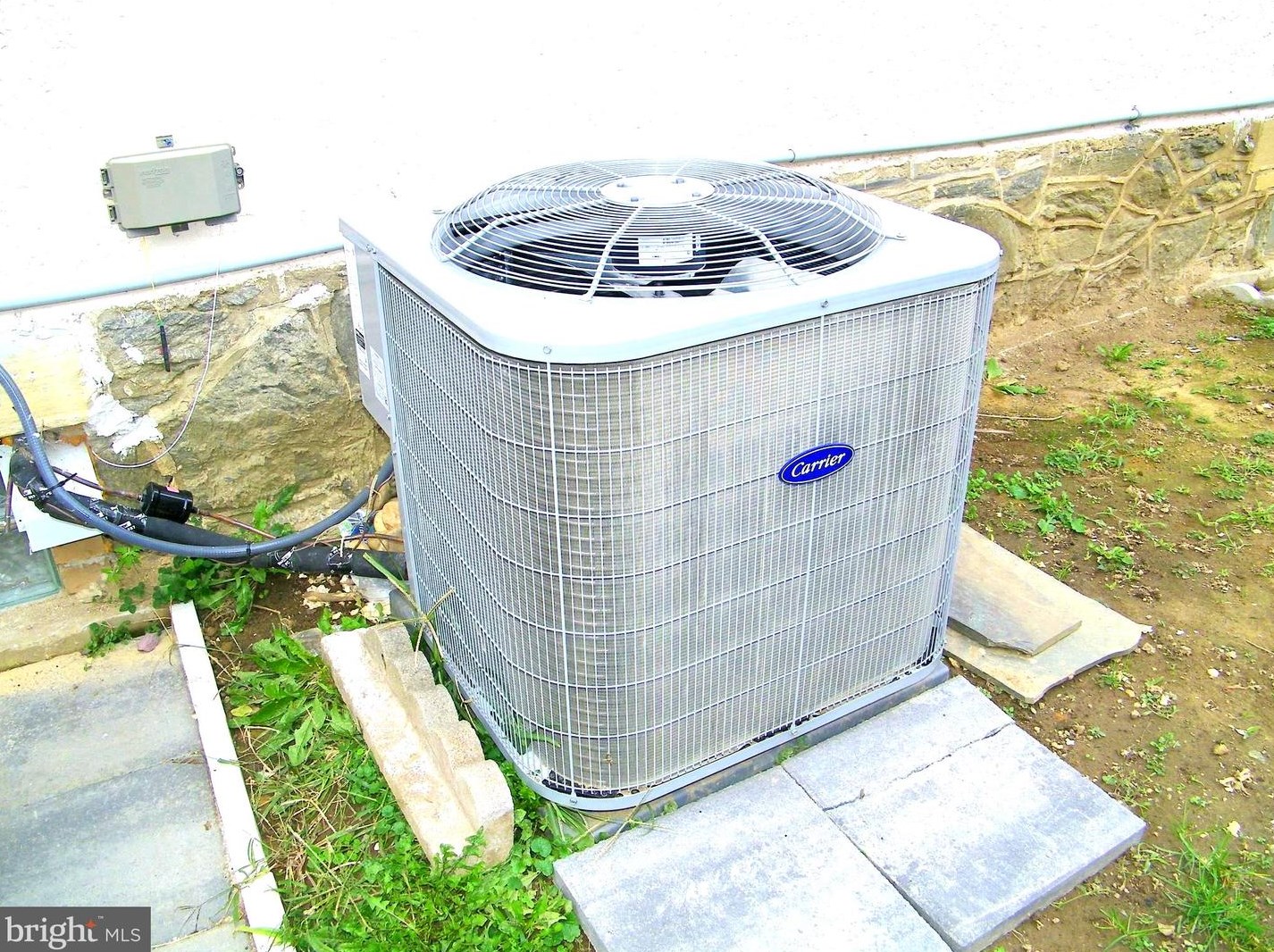 550 Selma St, Philadelphia PA  19116-2822 exterior