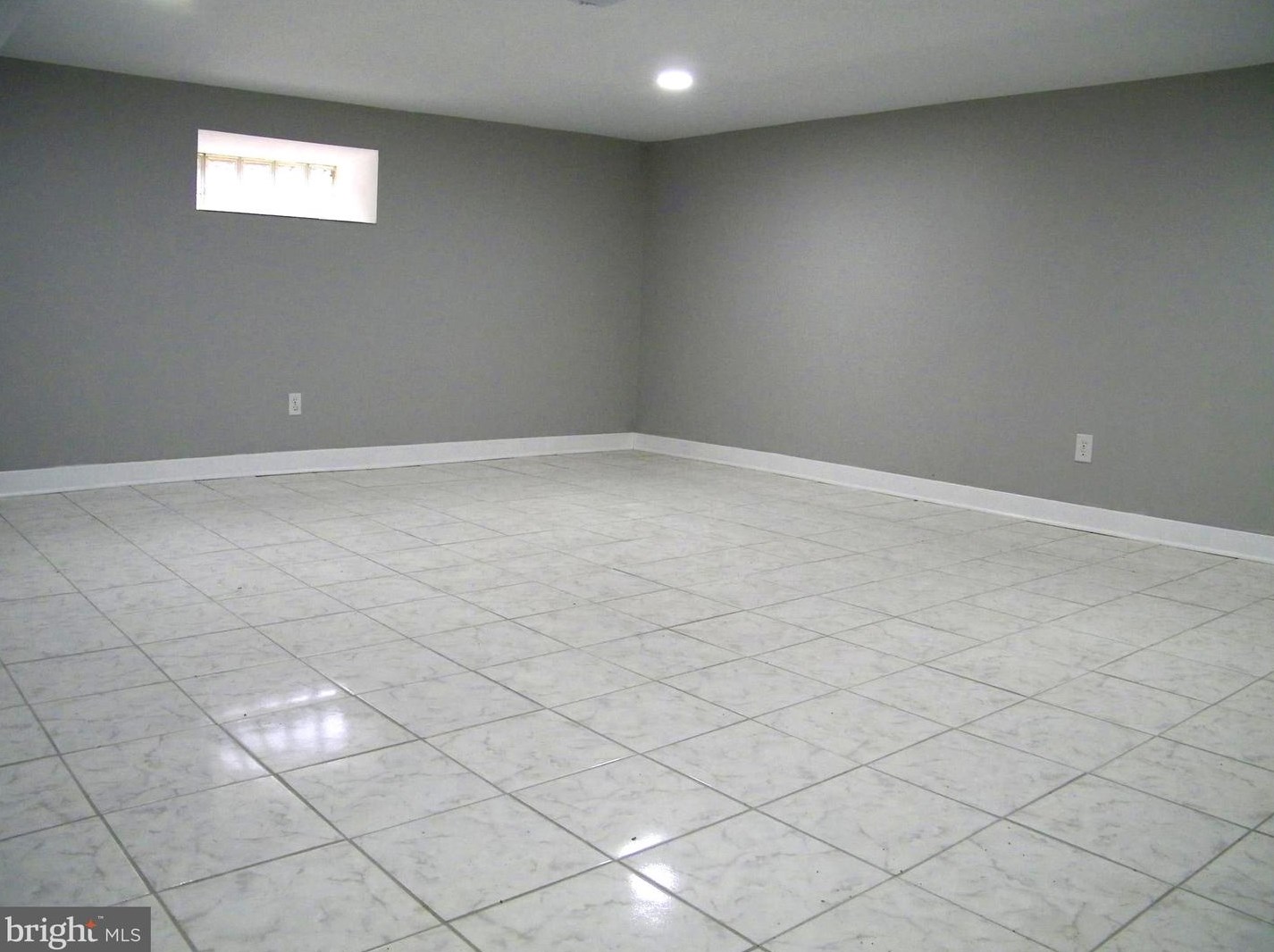 550 Selma St, Philadelphia PA  19116-2822 exterior