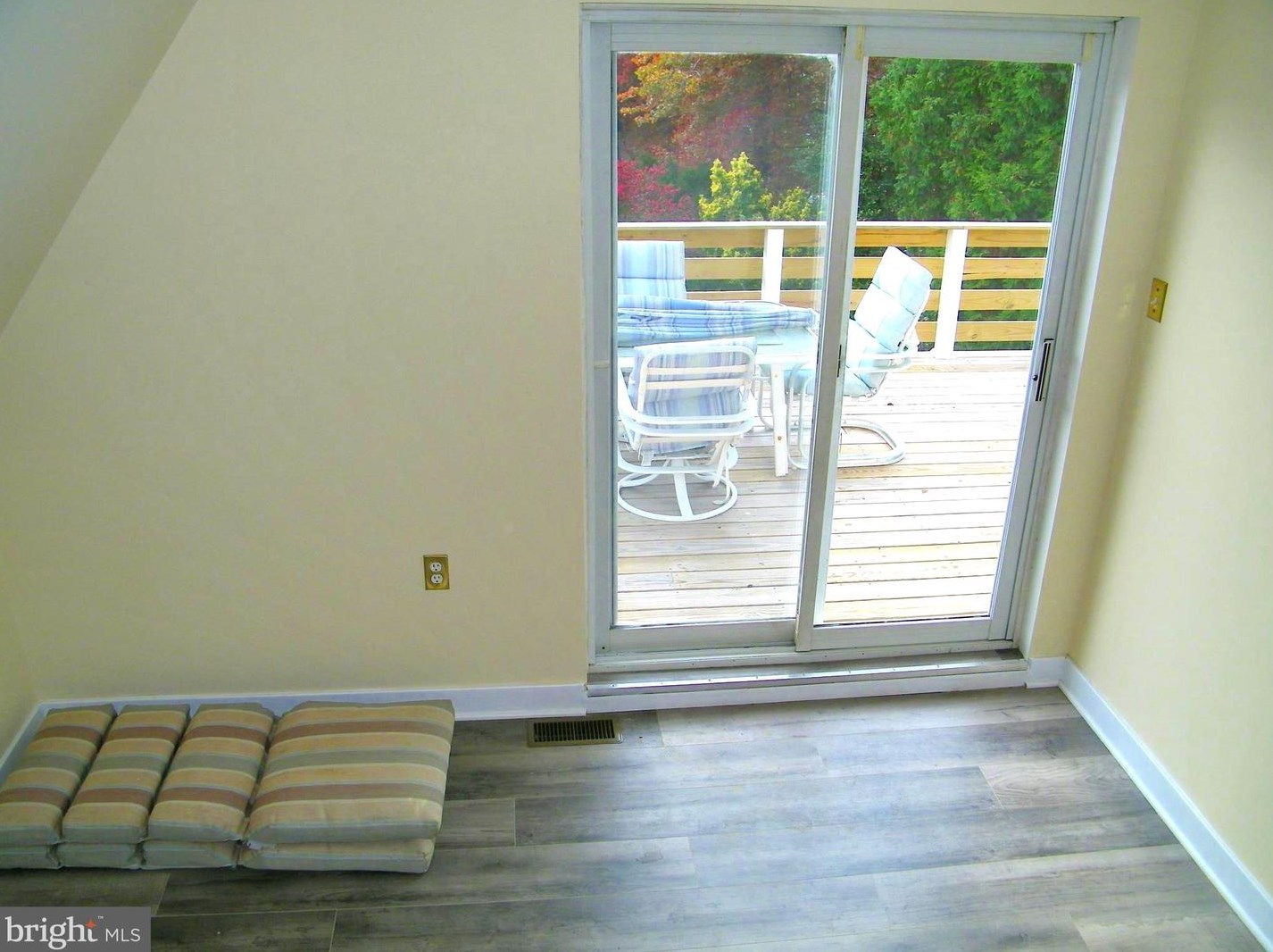 550 Selma St, Philadelphia PA  19116-2822 exterior