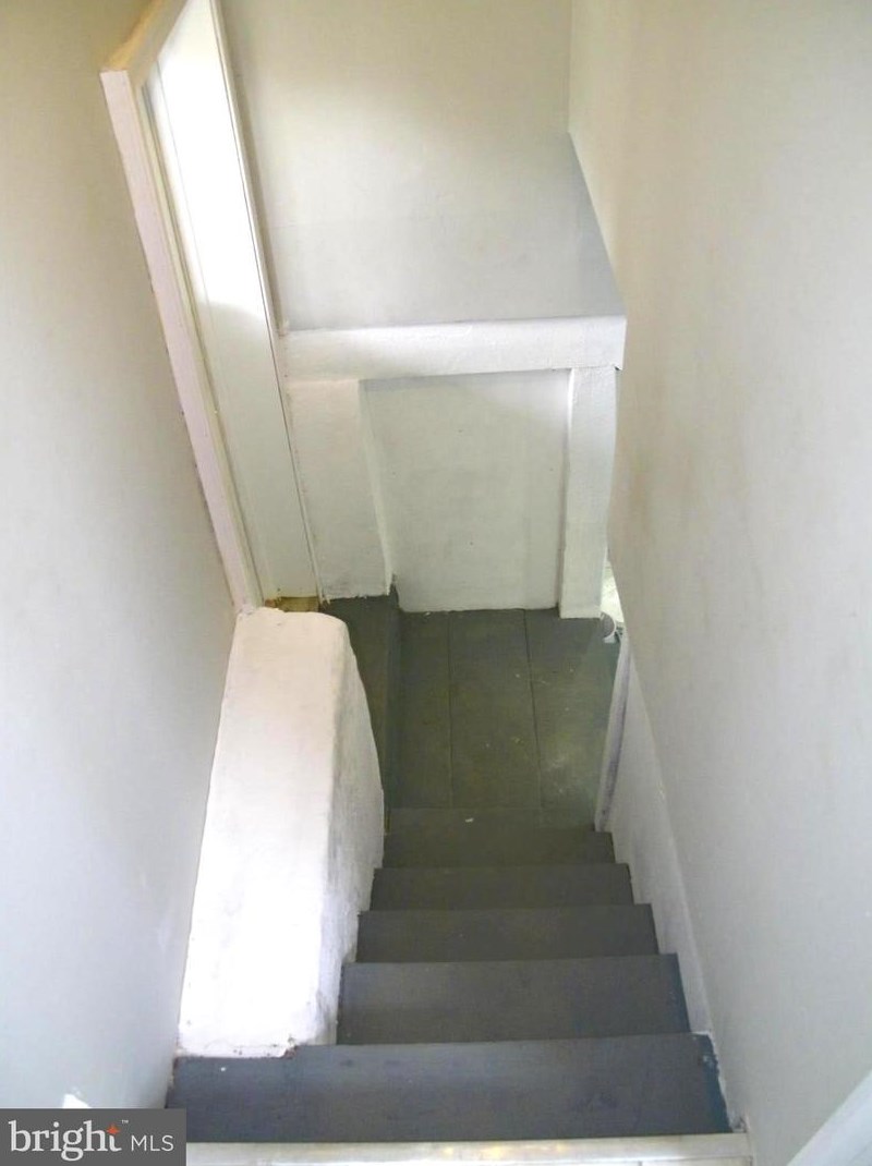 550 Selma St, Philadelphia PA  19116-2822 exterior