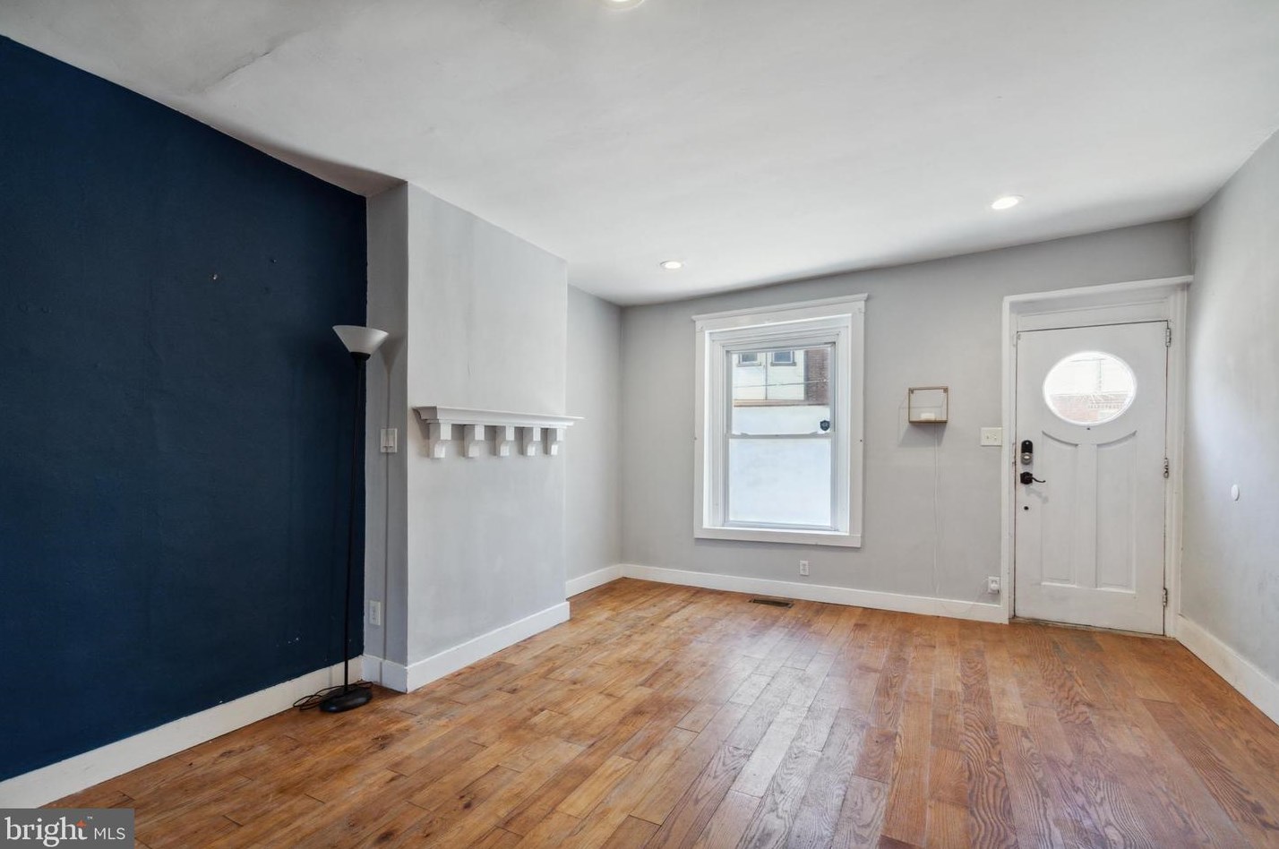 1723 Taylor St, Philadelphia PA  19145-1812 exterior