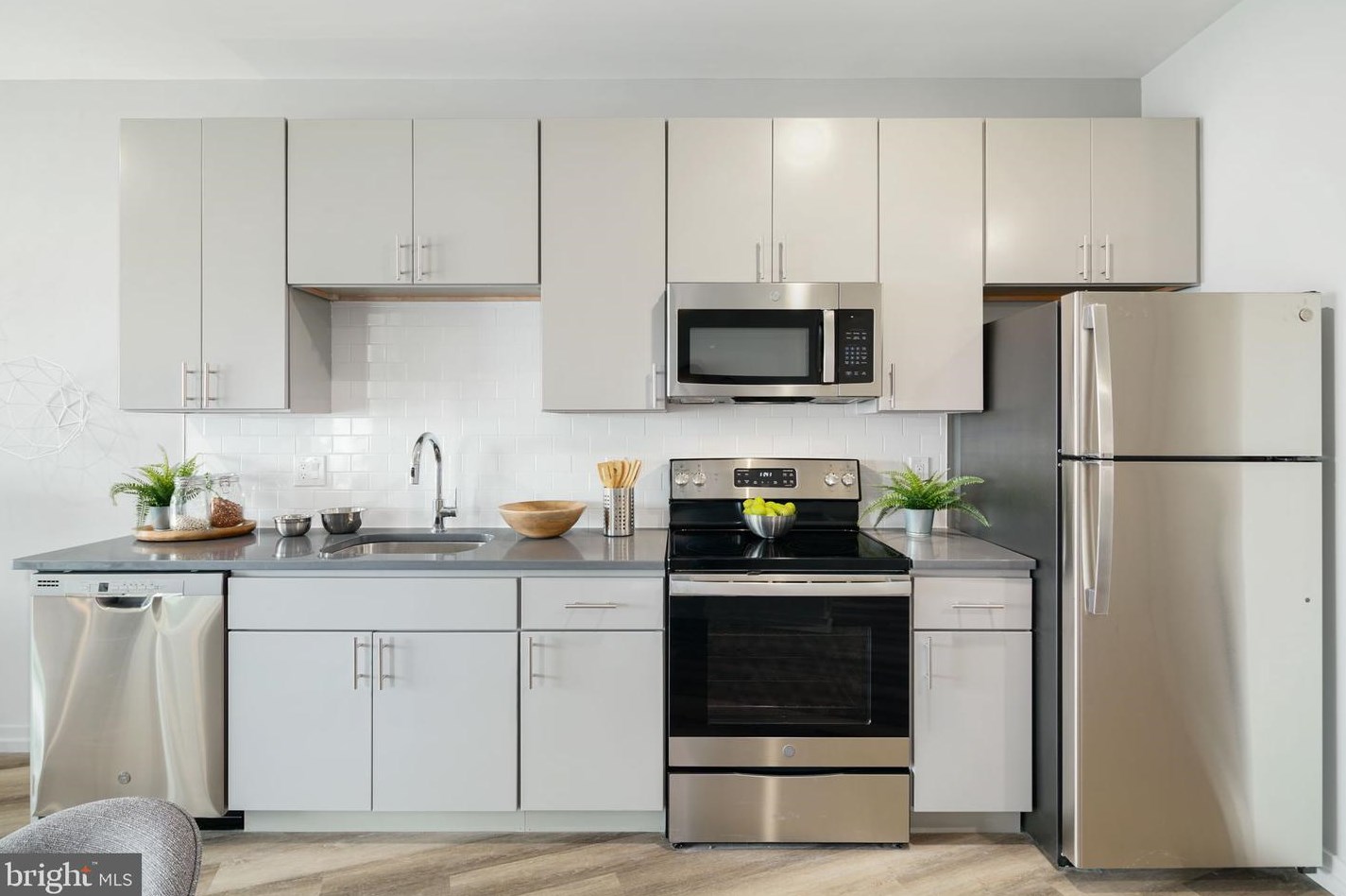 2110 Norris St, Philadelphia, PA 19125