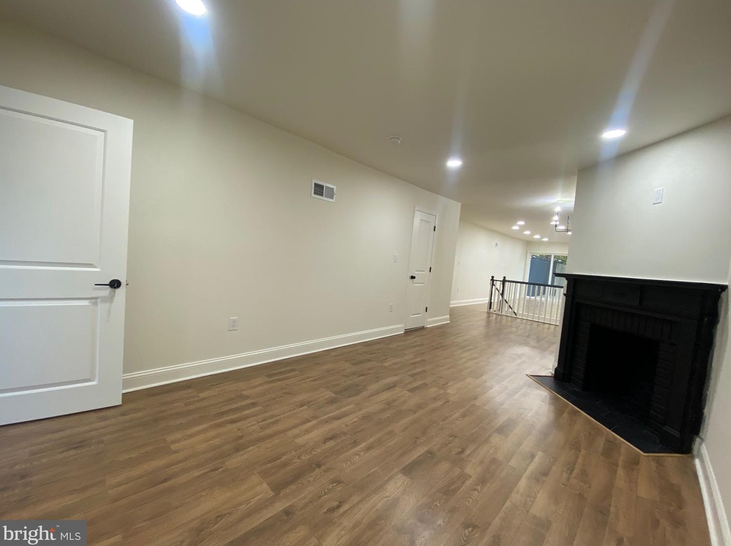 5432 Springfield Ave #1, Philadelphia, PA 19143