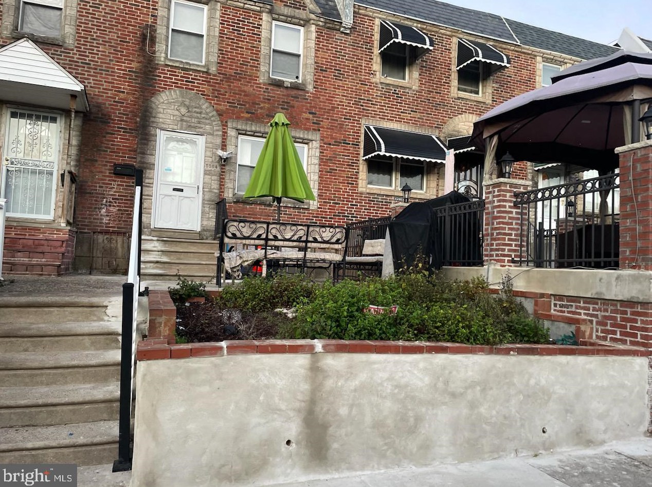 5204 Rorer St, Philadelphia, PA 19120-3614