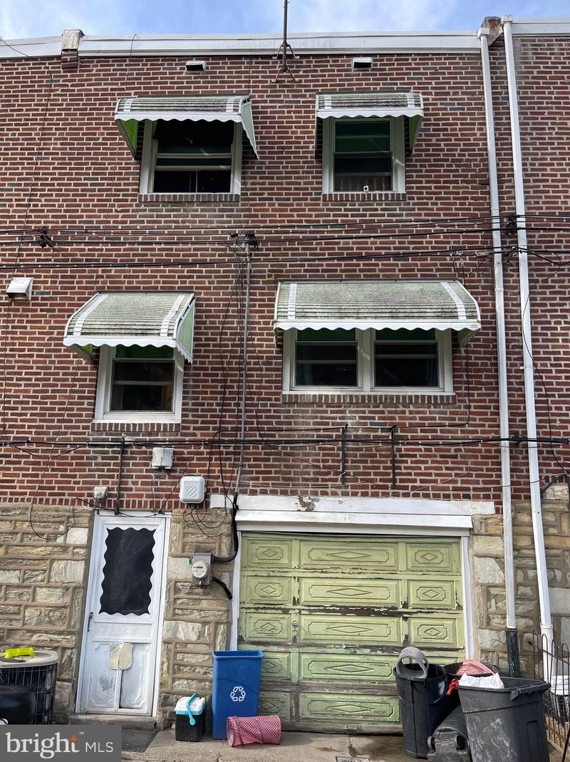 7233 Rupert St, Philadelphia, PA 19149-1317