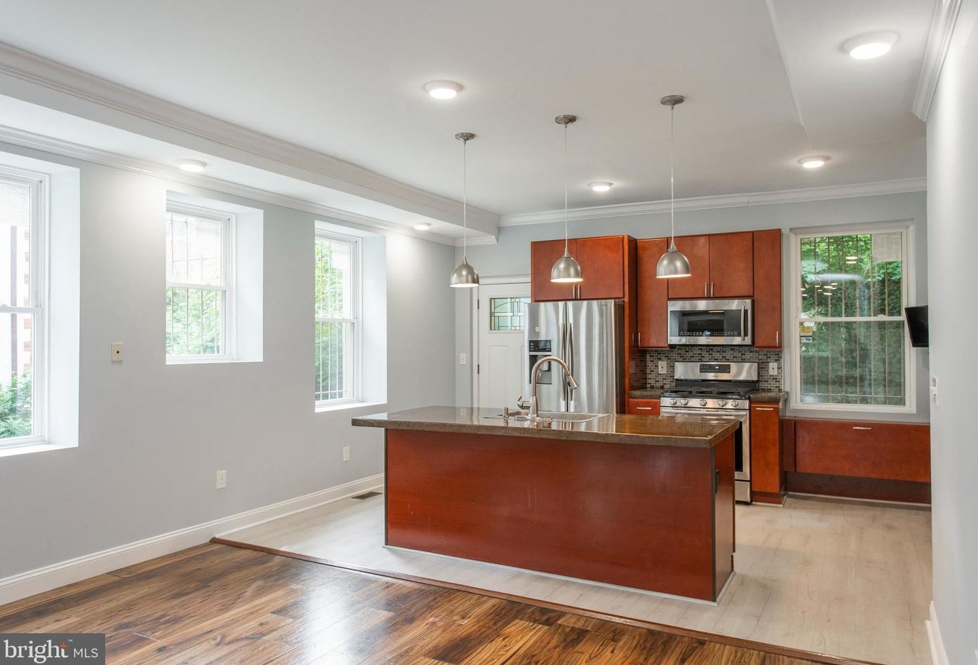 308 E Upsal St, Philadelphia, PA 19119