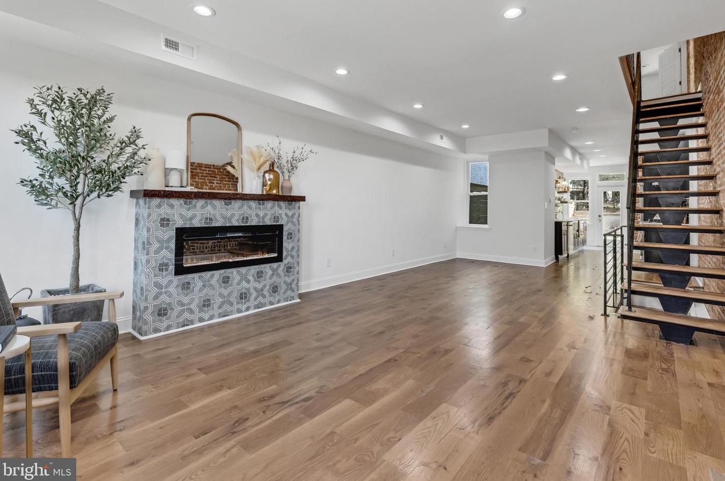 3867 Manayunk Ave, Philadelphia, PA 19128-5111