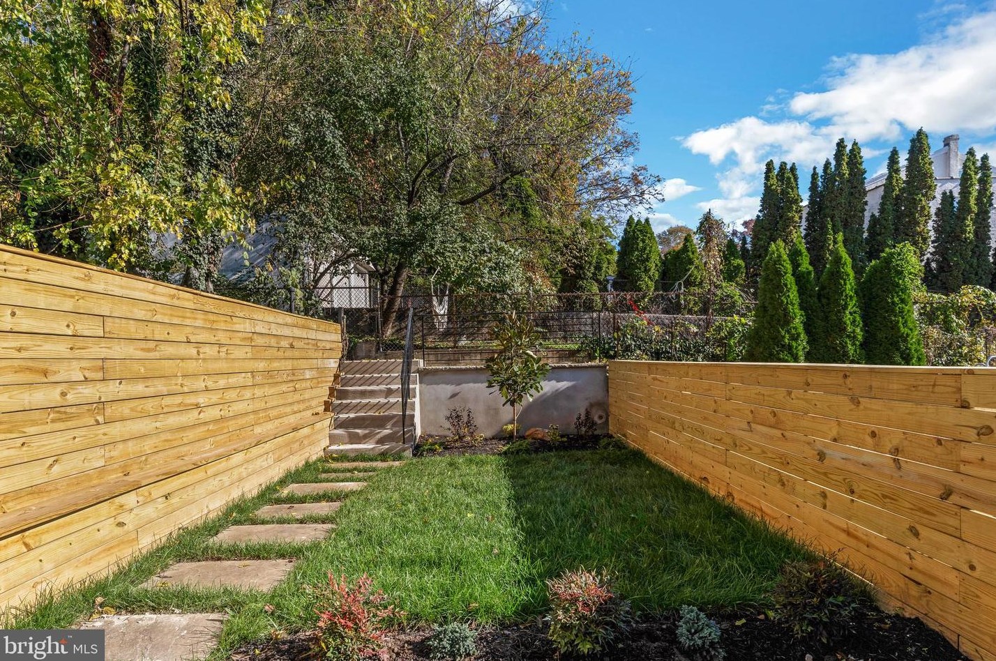 3867 Manayunk Ave, Philadelphia PA 19128-5111 exterior