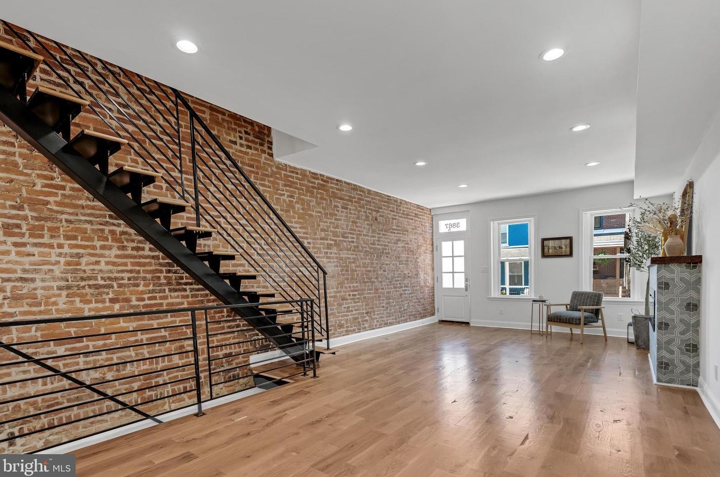 3867 Manayunk Ave, Philadelphia PA 19128-5111 exterior