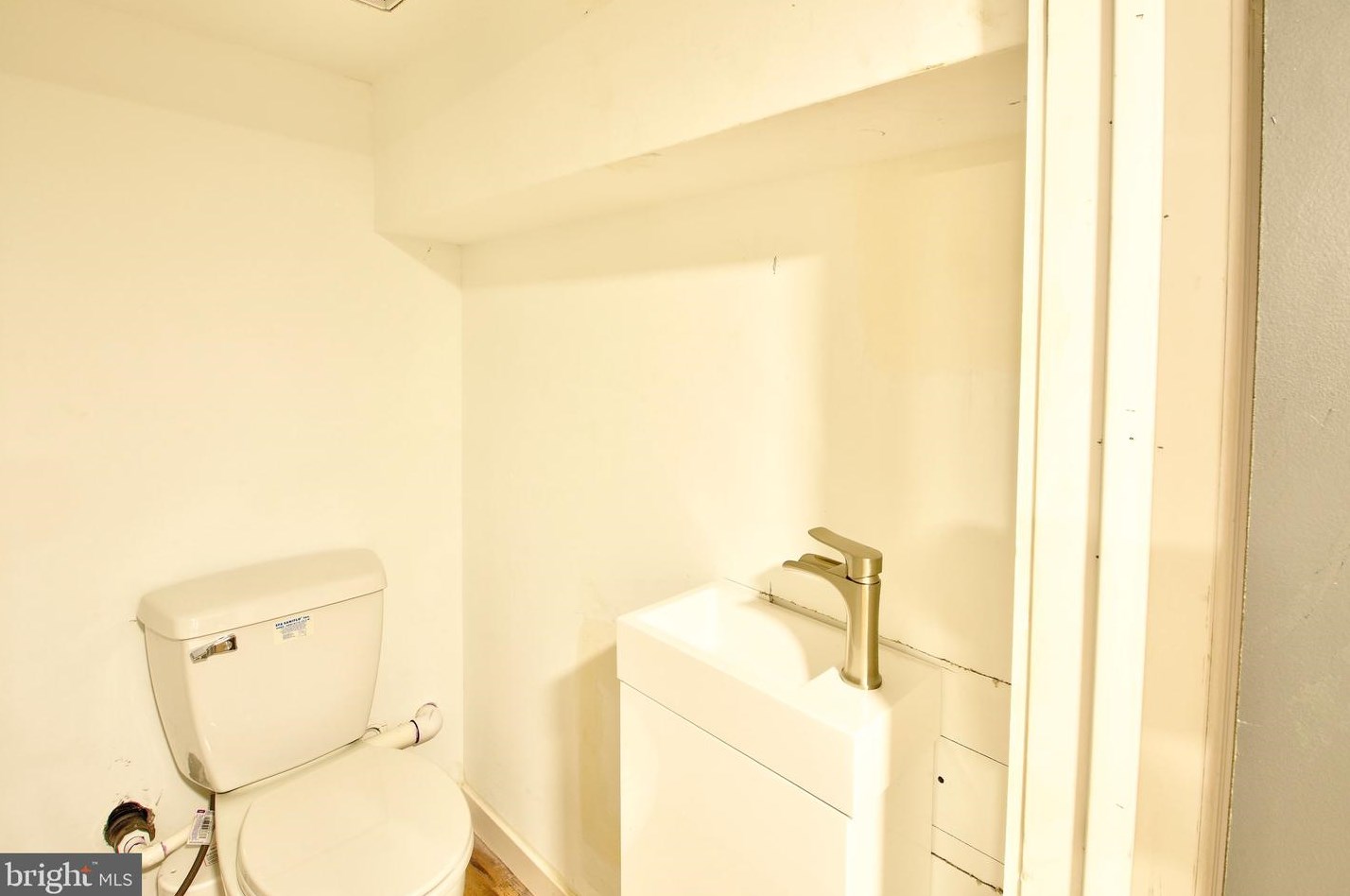 601 Sigel St, Philadelphia PA  19148-1723 exterior