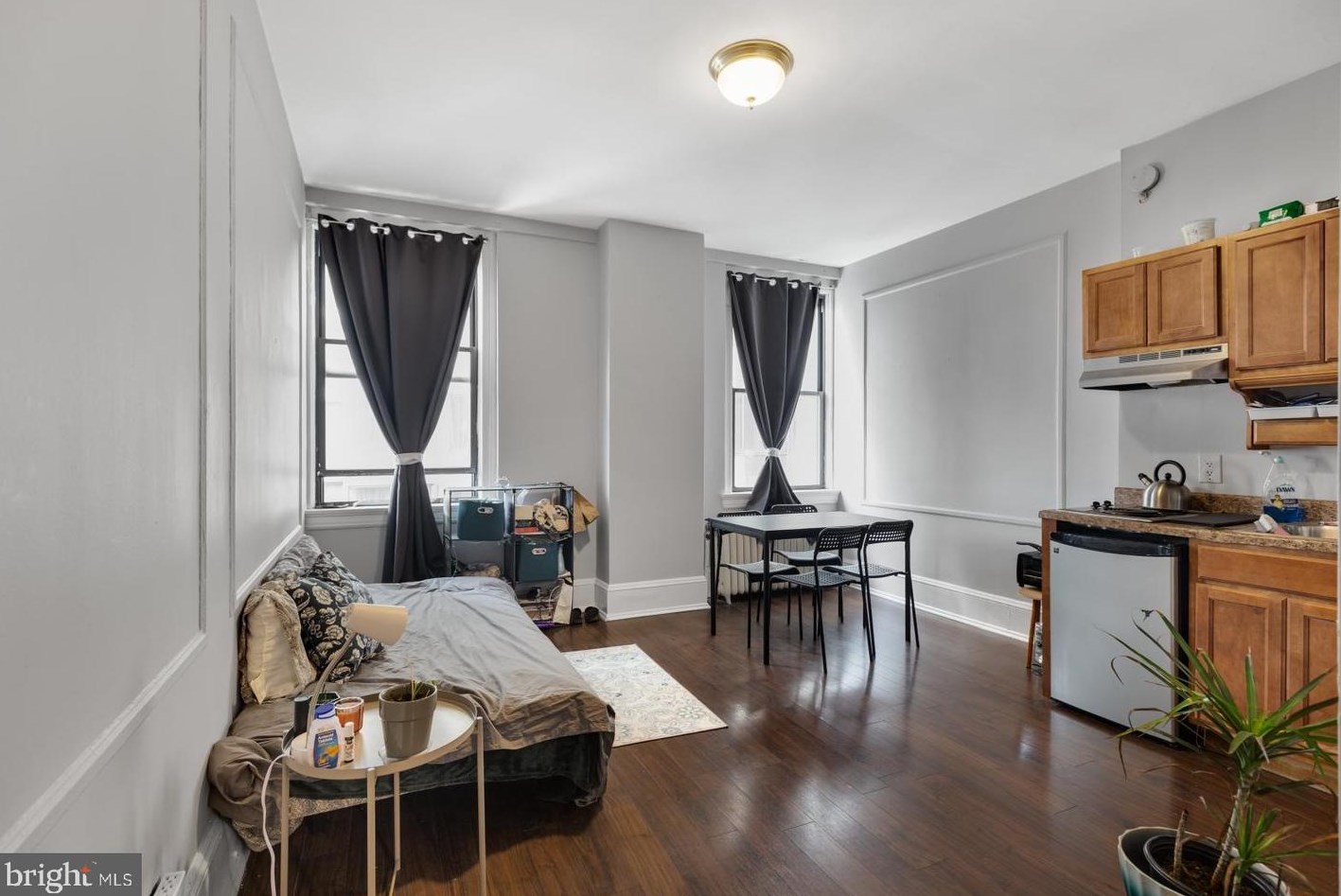 1324 Locust St #1216, Philadelphia, PA 19107