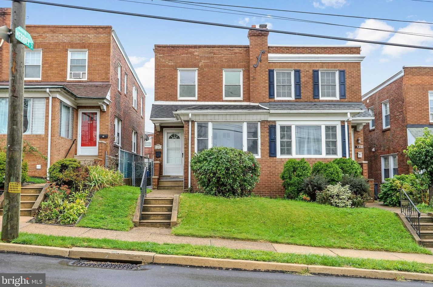 487 Shurs Ln, Philadelphia, PA 19128
