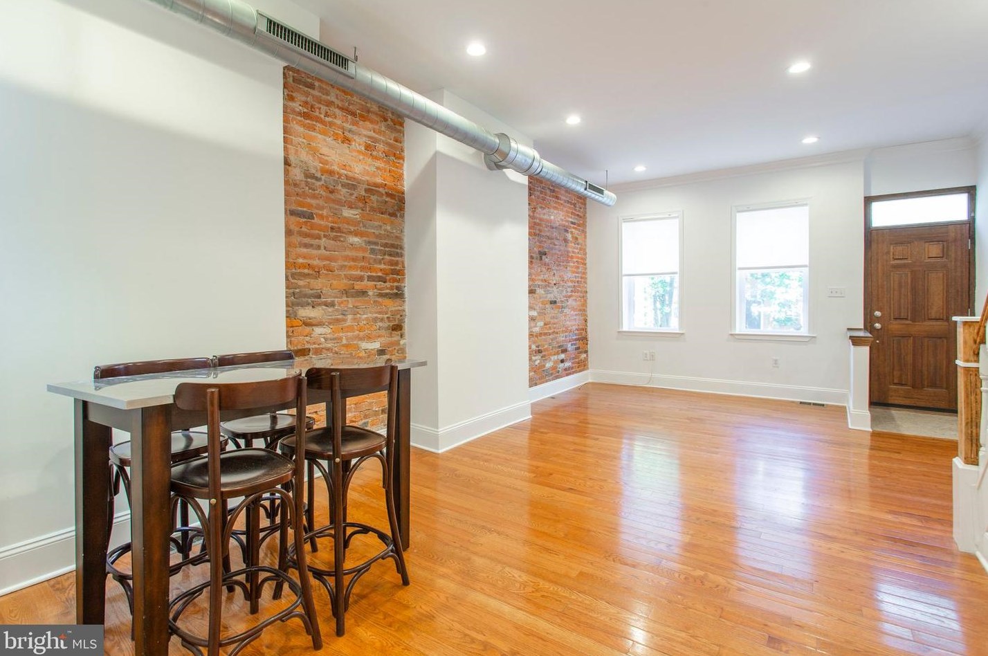 530 Queen St, Philadelphia PA  19147-3023 exterior