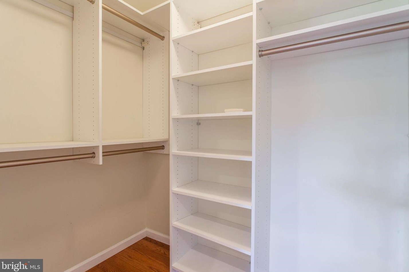 530 Queen St, Philadelphia PA  19147-3023 exterior