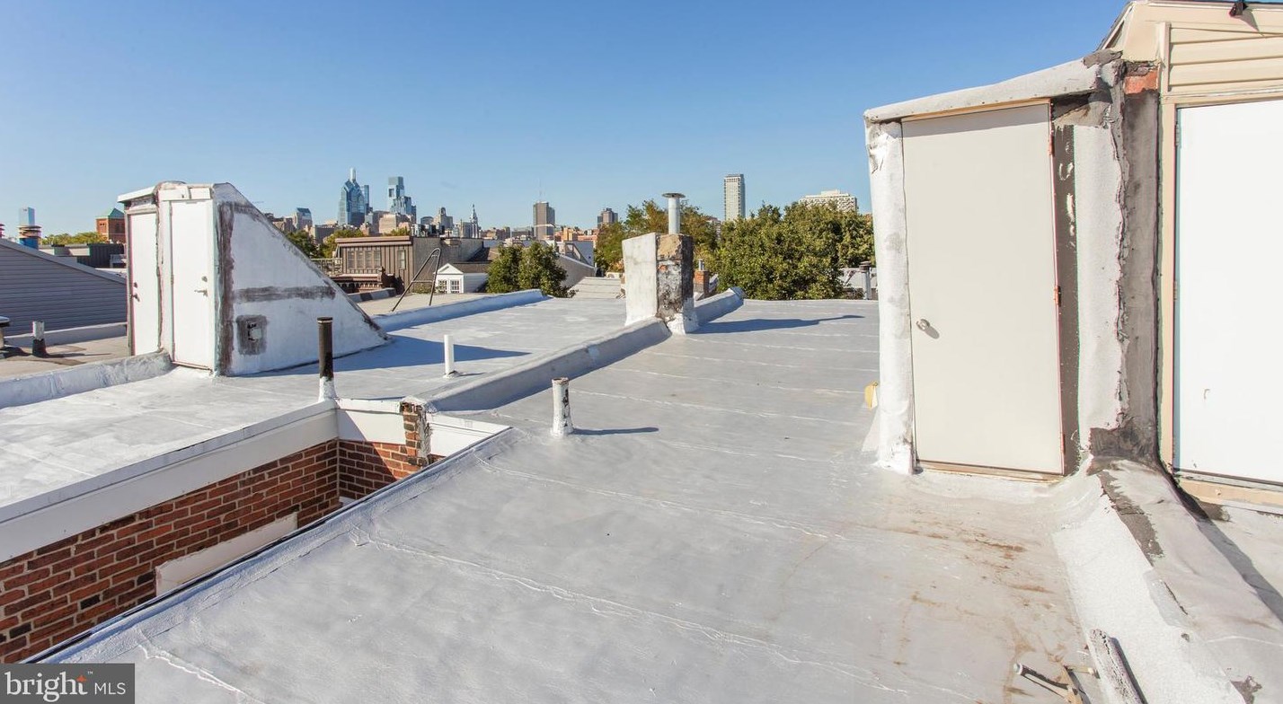 530 Queen St, Philadelphia PA  19147-3023 exterior