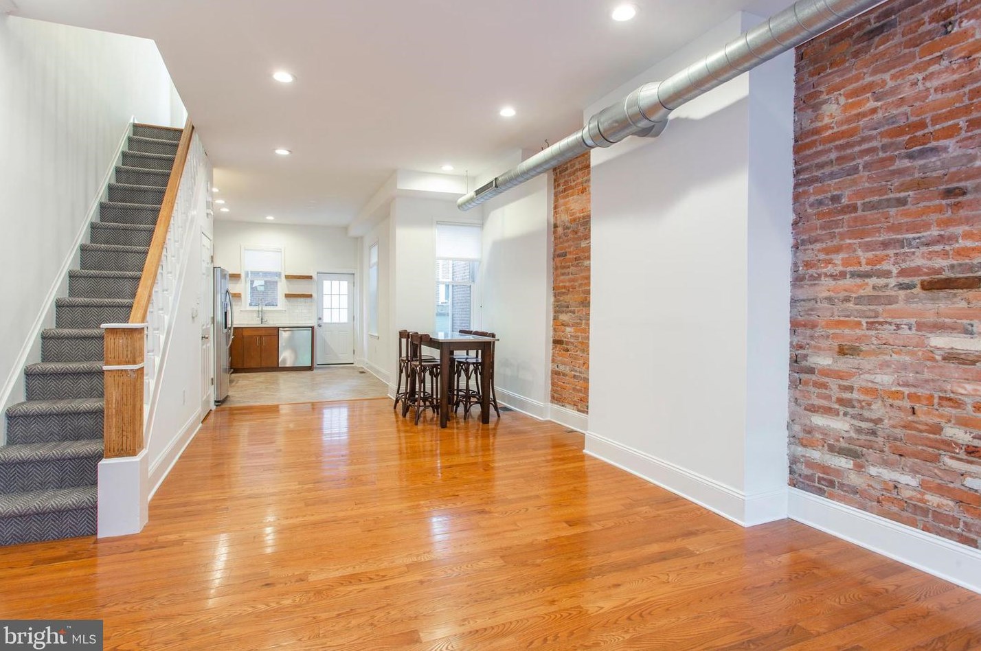 530 Queen St, Philadelphia PA  19147-3023 exterior